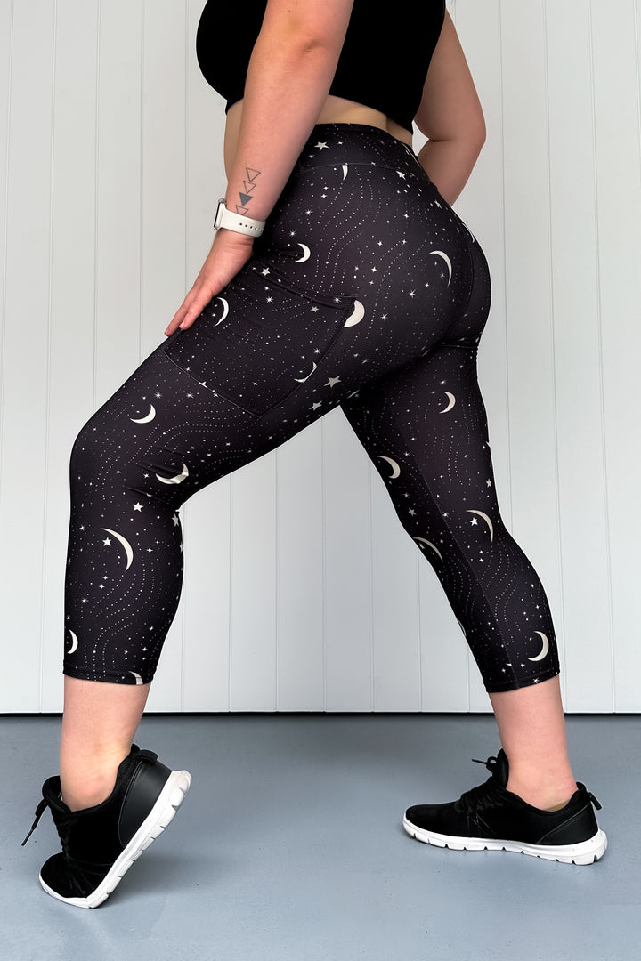 Moonbeam Nightfall - Casual - Capri Leggings - Pockets