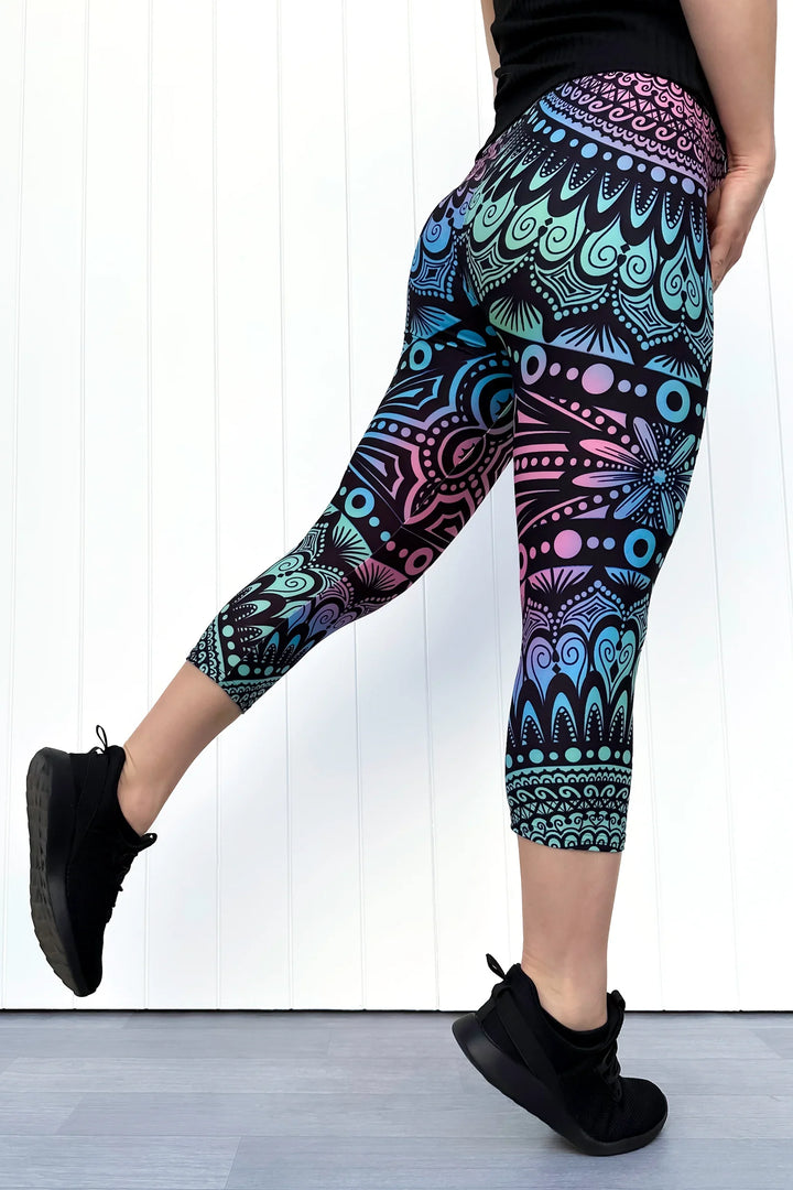Oh Mandala - Casual - Capri Leggings