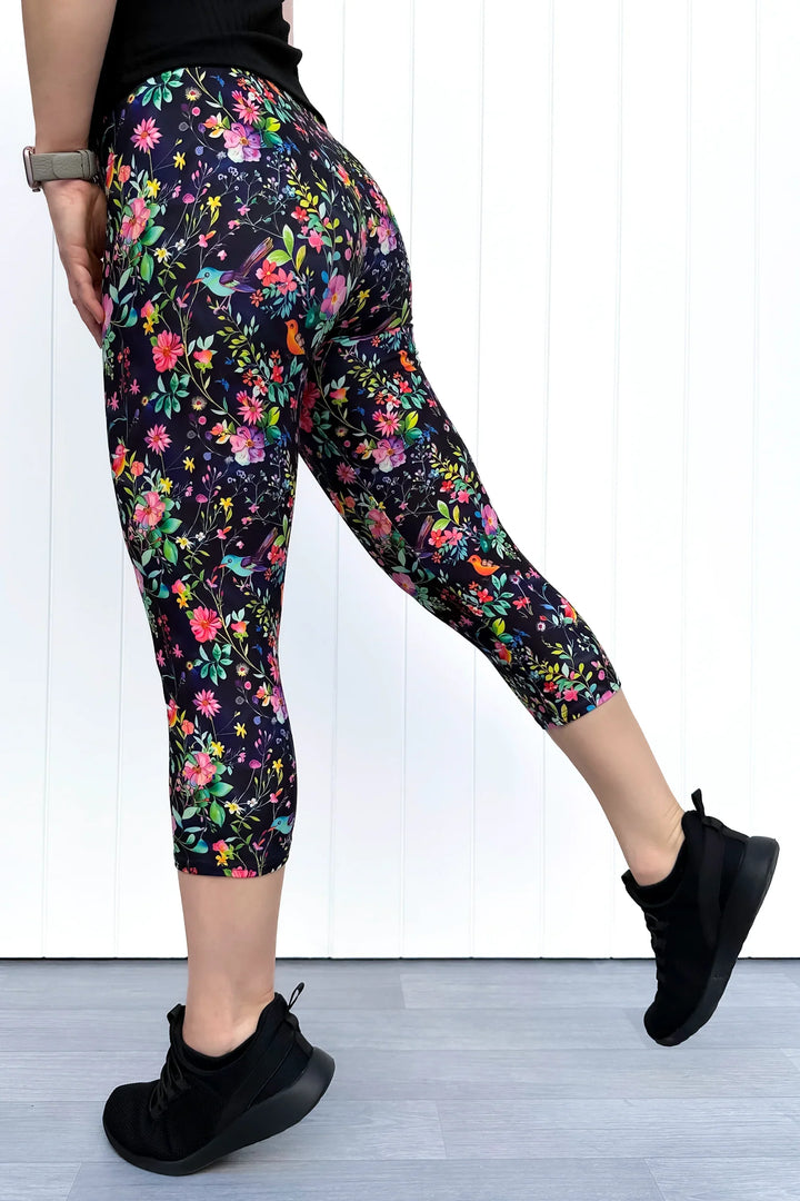 Birds and Blooms - Casual - Capri Leggings