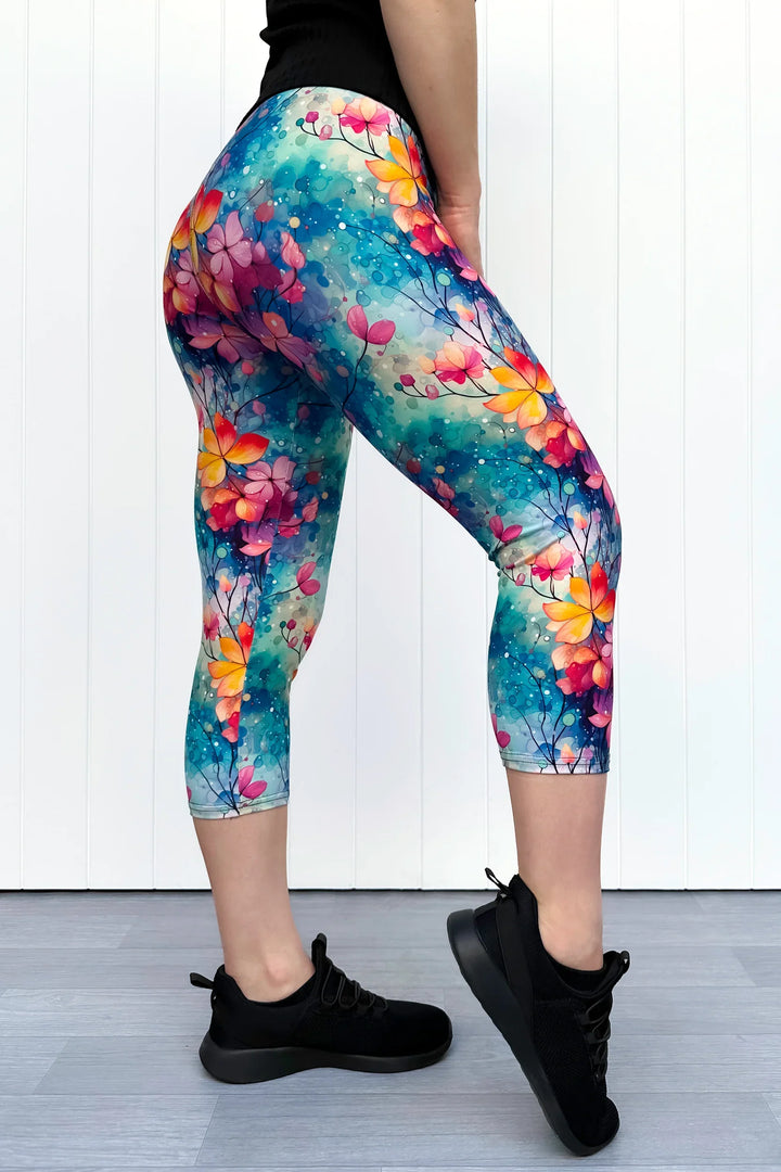 Petal Waters - Casual - Capri Leggings
