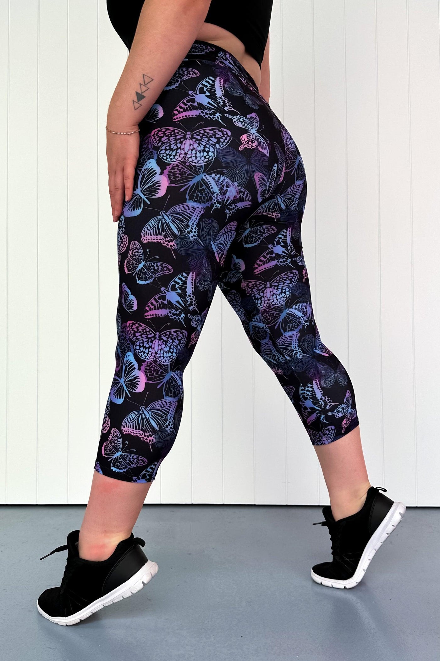 Butterfly Beauty - Casual - Capri Leggings