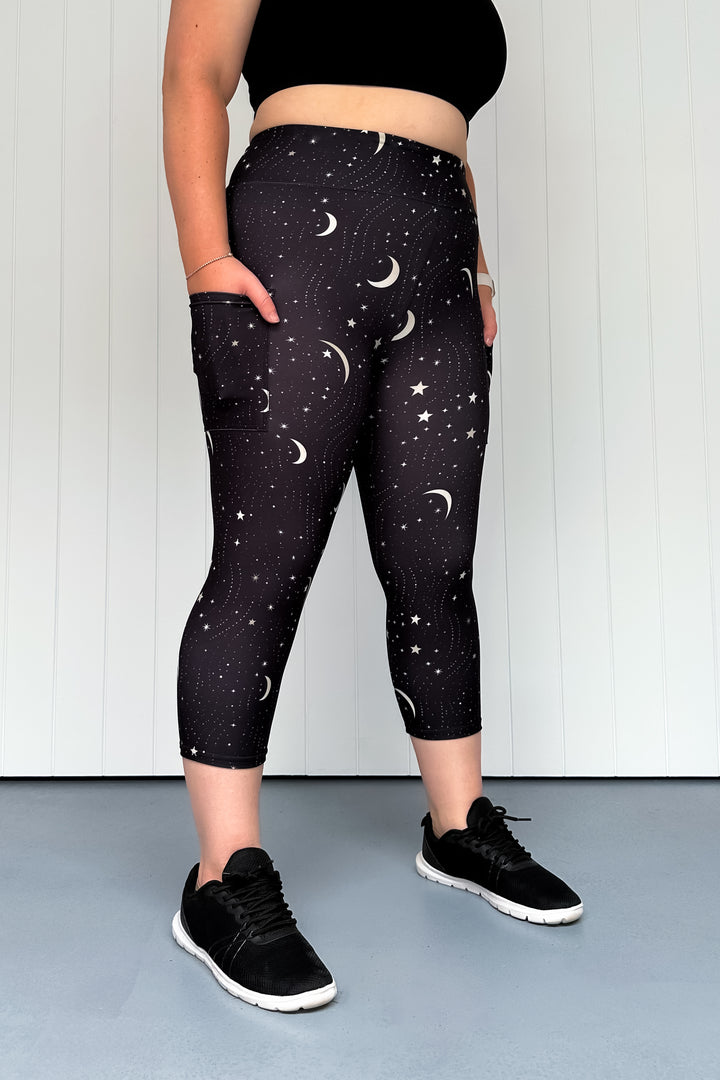 Moonbeam Nightfall - Casual - Capri Leggings - Pockets
