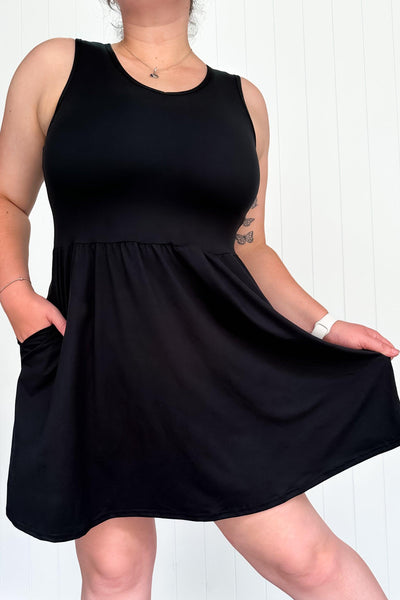 Black - Sleeveless Mini Dress - Pockets