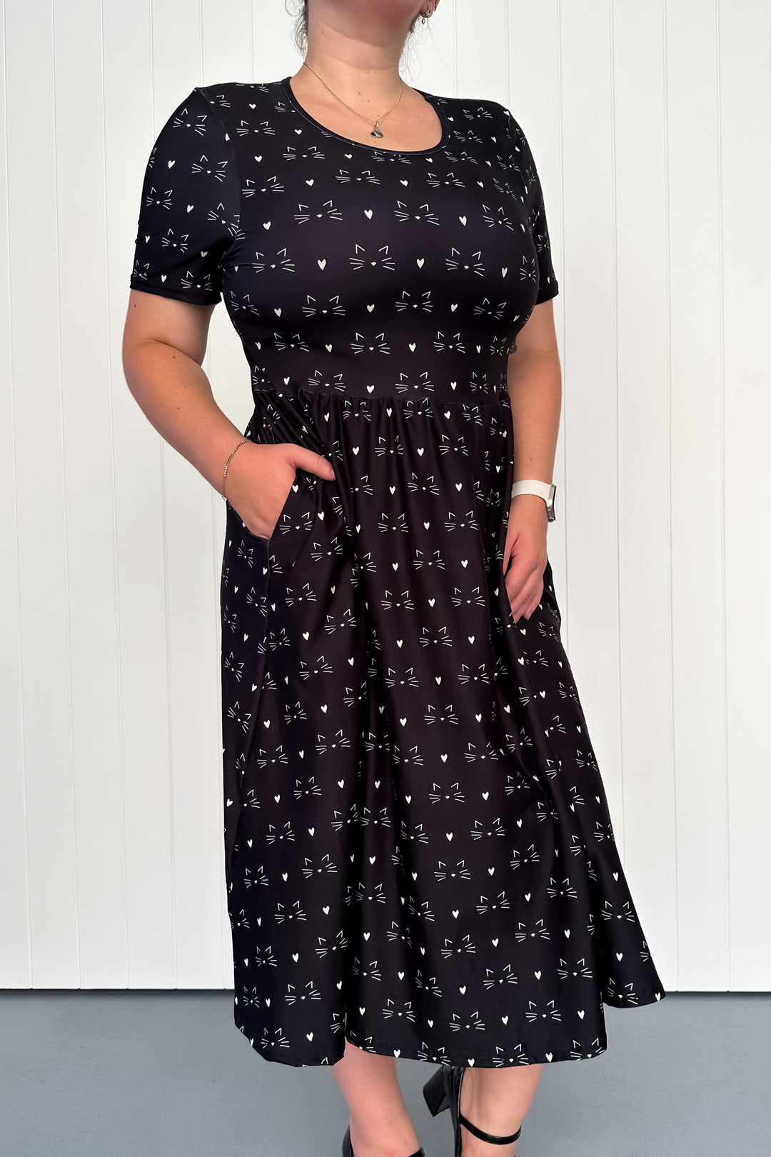 Nocturnal Whiskers - Midi Dress - Short Sleeve - Pockets