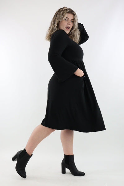 Black - Midi Length Dress - Bell Sleeve - Pockets - Pawlie