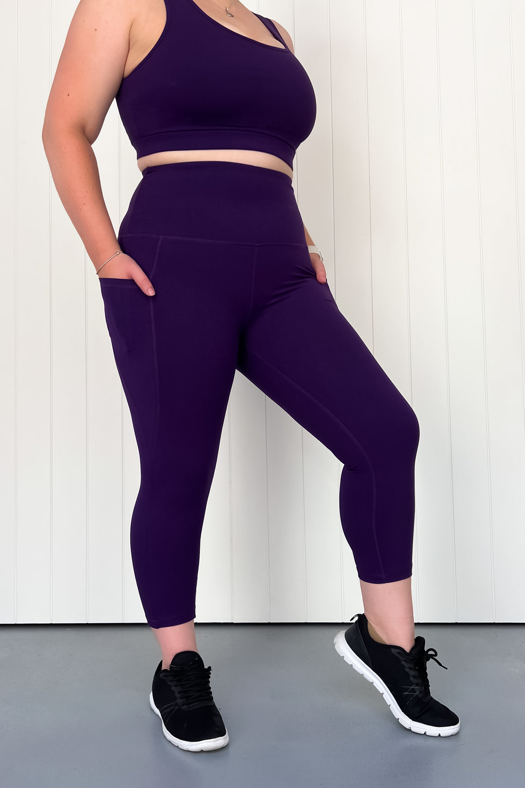 Indigo - Leg Pockets - Capri Leggings - Hybrid 2.0