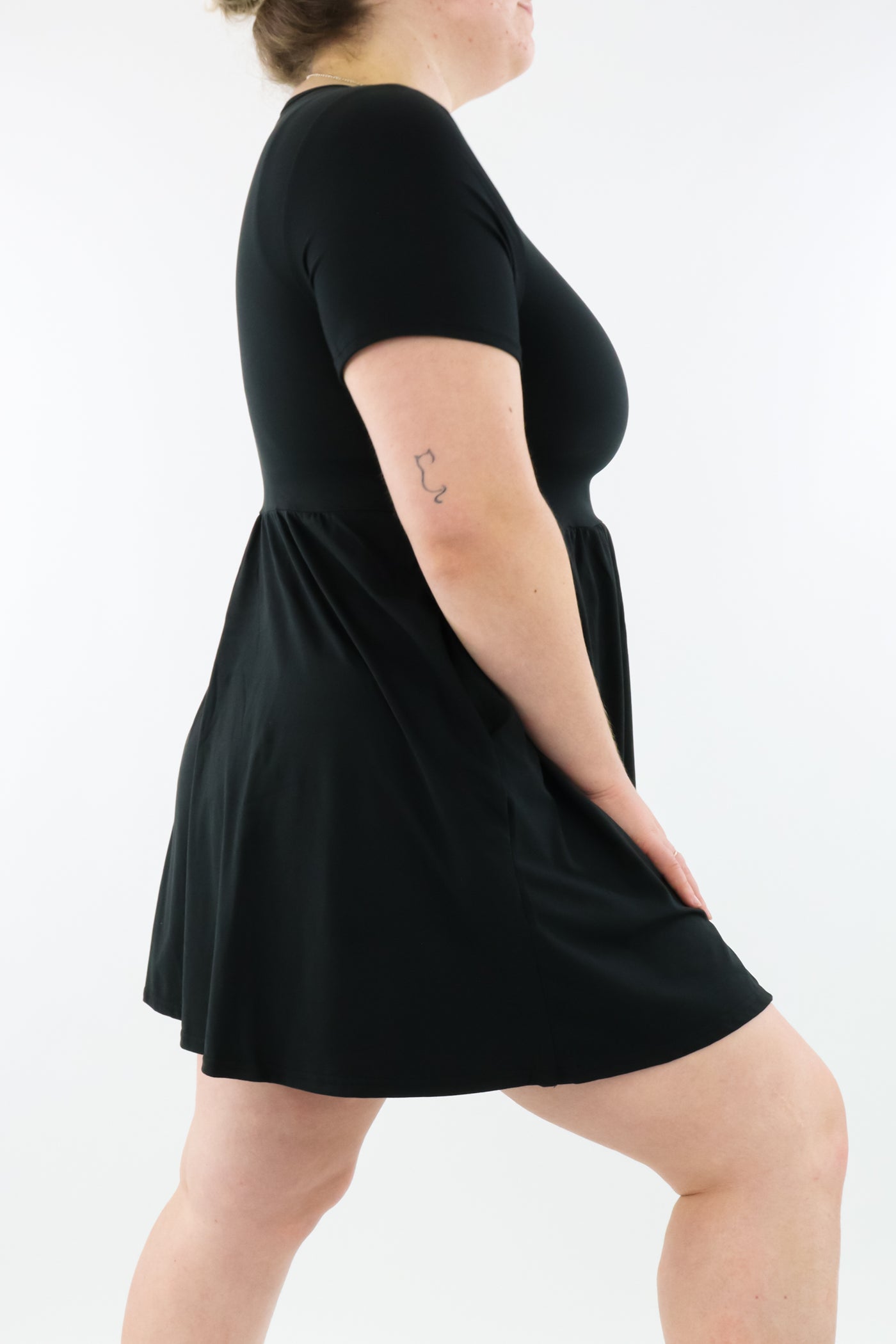 Black - Mini Dress - Short Sleeve - Pockets