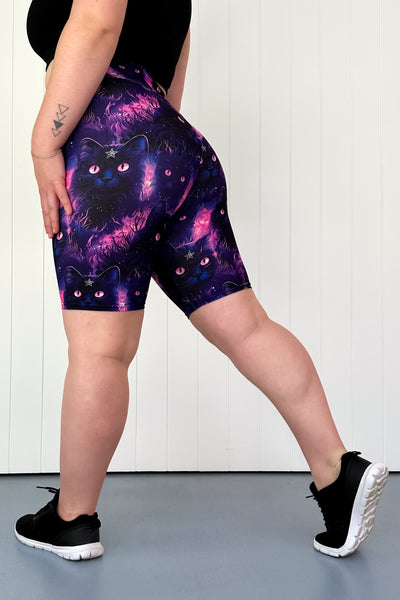 Wicca Cat - Casual - Long Shorts