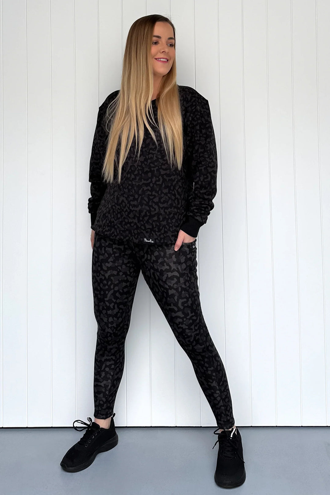 Black Panther - Fleece - Leg Pockets - Full Leggings (Imperfect)