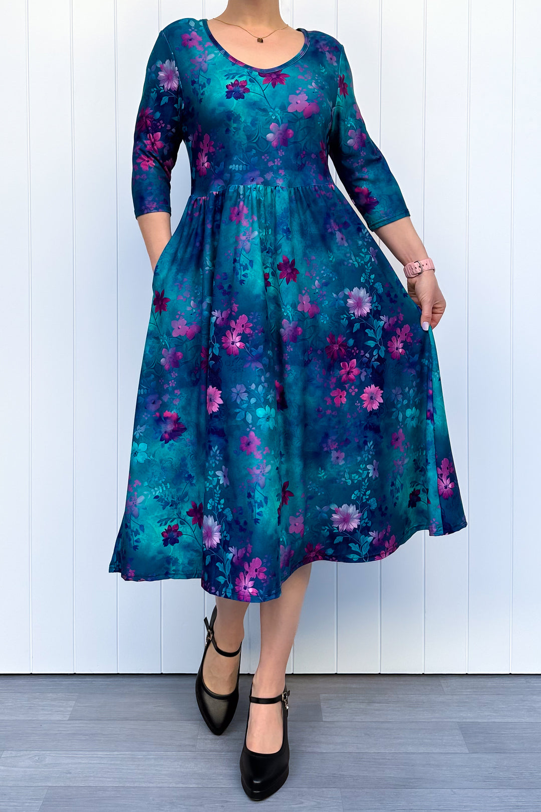 Ethereal Bloom - Midi Dress - 3/4 Sleeve - Pockets