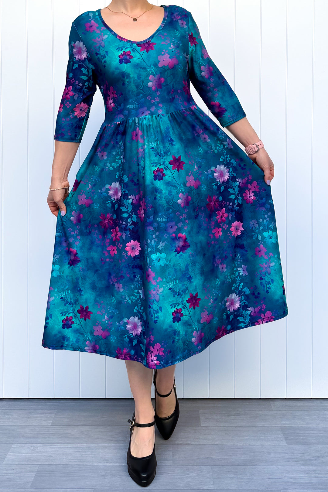 Ethereal Bloom - Midi Dress - 3/4 Sleeve - Pockets