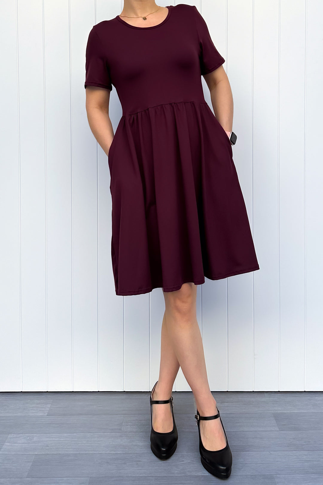 Plum - Knee Length Dress - Short Sleeve - Pockets