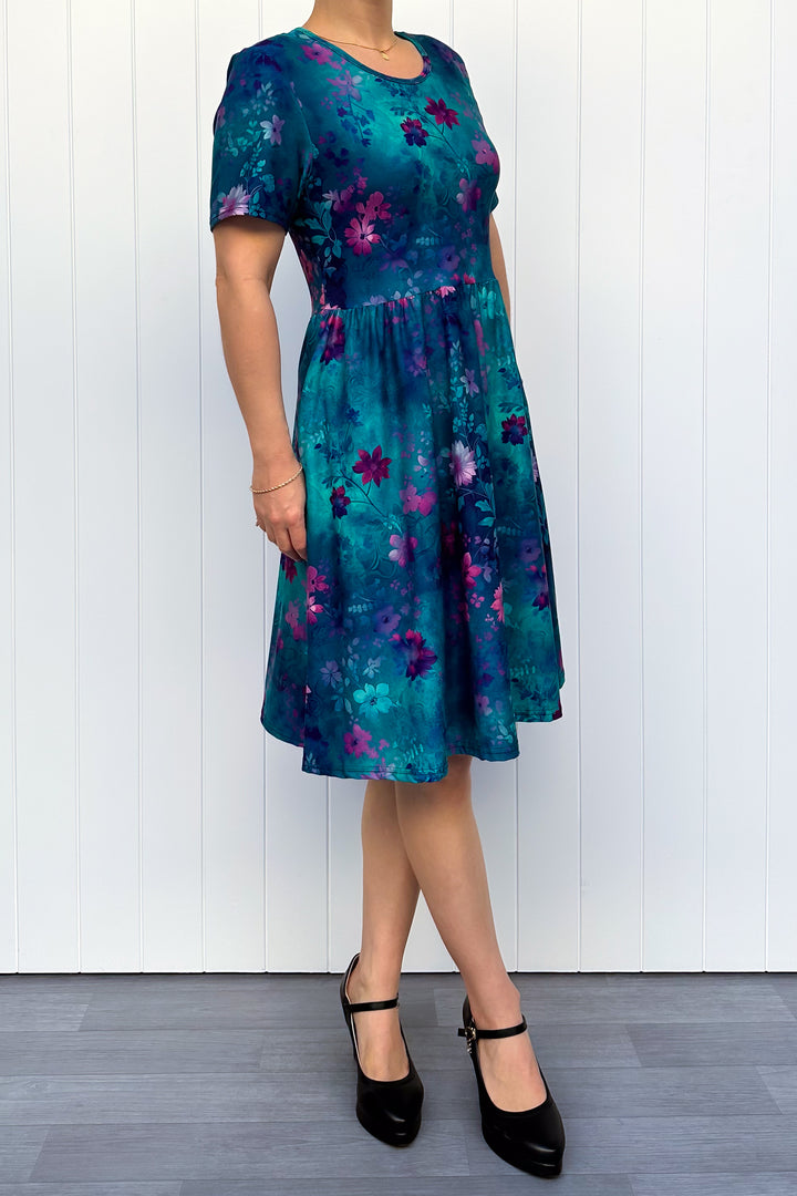 Ethereal Bloom - Knee Length Dress - Short Sleeve - Pockets