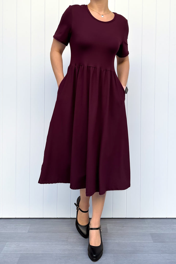 Plum - Midi Dress - Short Sleeve - Pockets