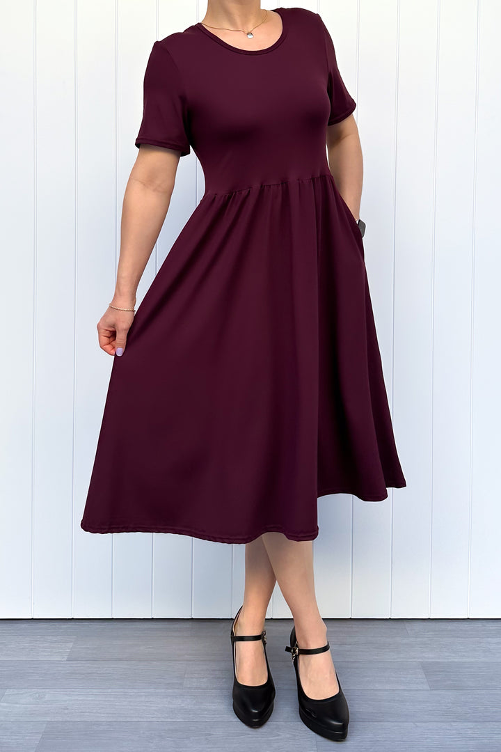 Plum - Midi Dress - Short Sleeve - Pockets