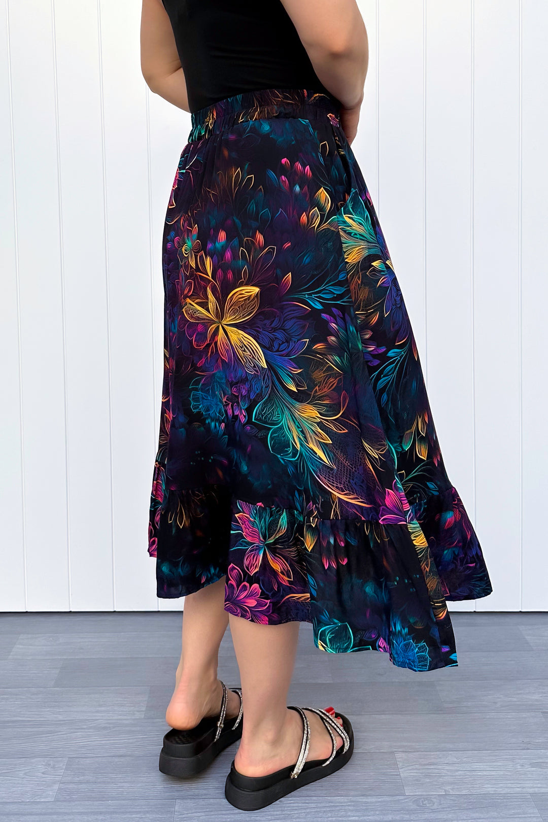 Zinnia Midi Skirt - Spectral Garden - Pockets