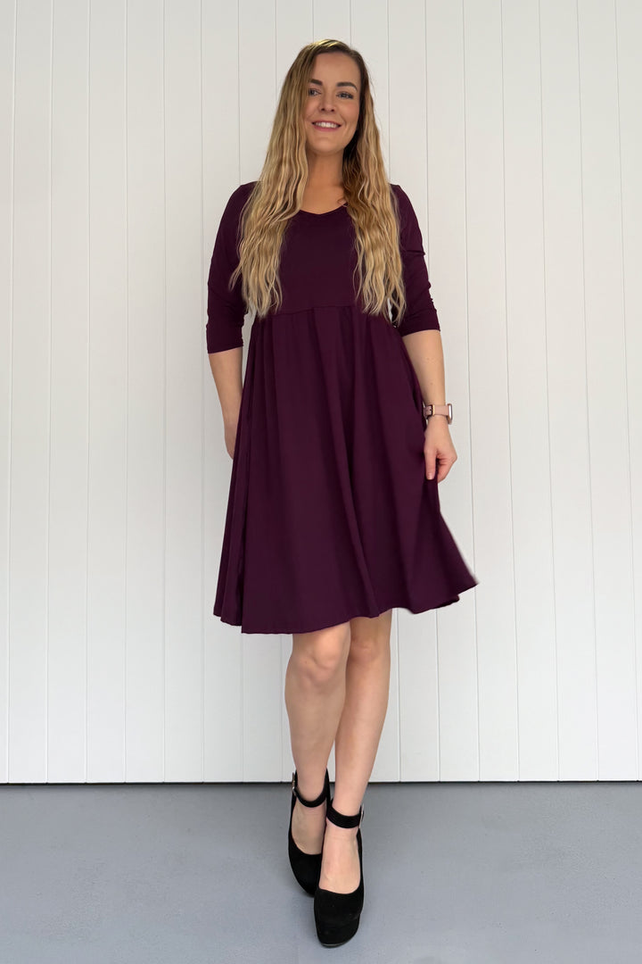 Plum - 3/4 Sleeve - Knee Length Dress - Pockets