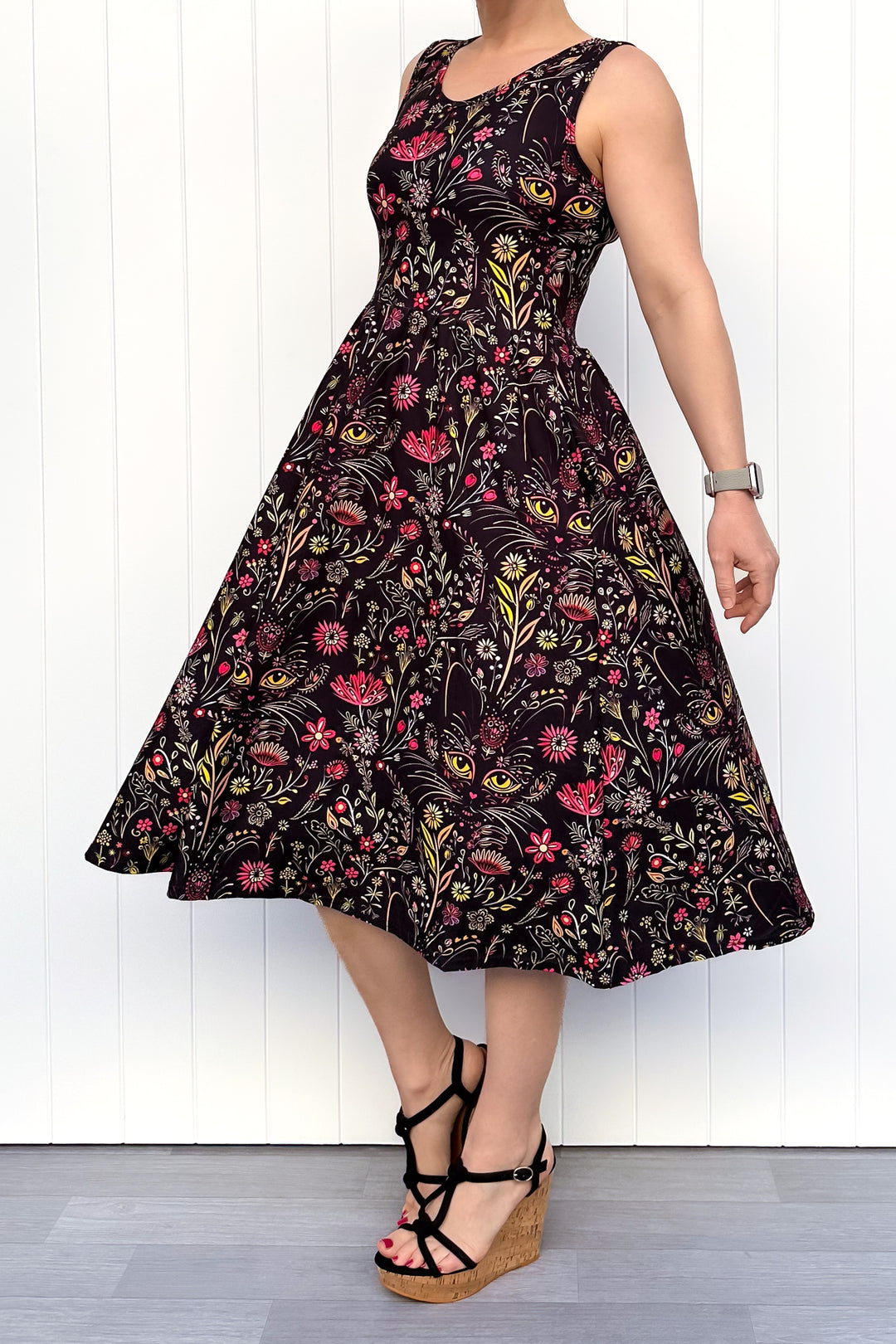 Whiskers & Wildflowers - Sleeveless Midi Dress - Pockets