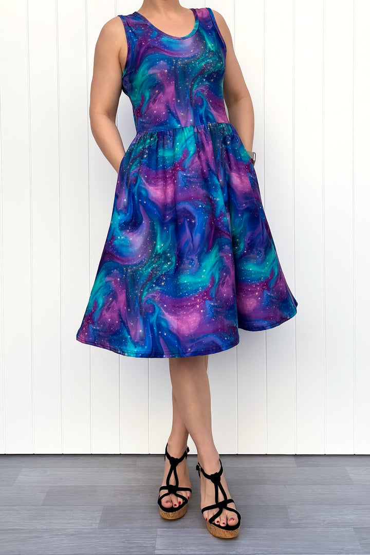 Aurora Sky - Sleeveless Knee Length Dress - Side Pockets