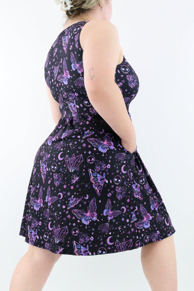 Glitter Witch - Sleeveless Skater Dress - Knee Length - Side Pockets - Pawlie