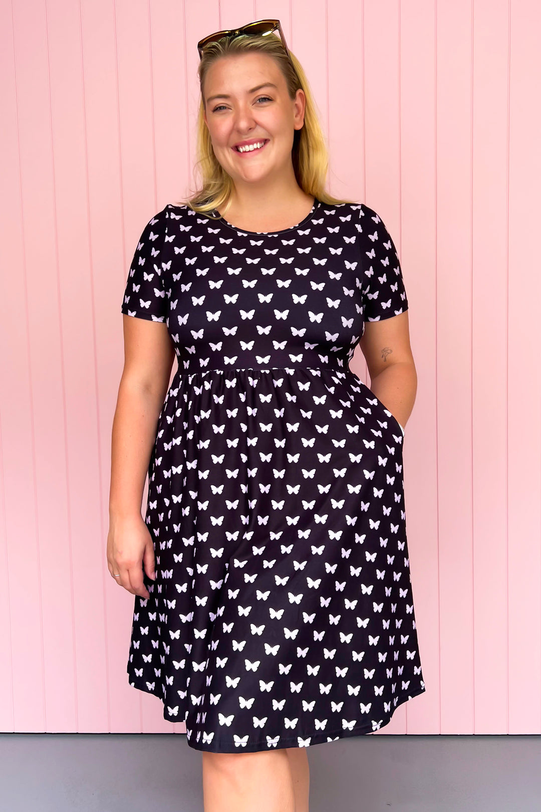 Butterfly Imprint - Knee Length Dress - Short Sleeve - Pockets