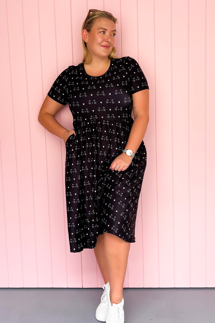 Nocturnal Whiskers - Midi Dress - Short Sleeve - Pockets