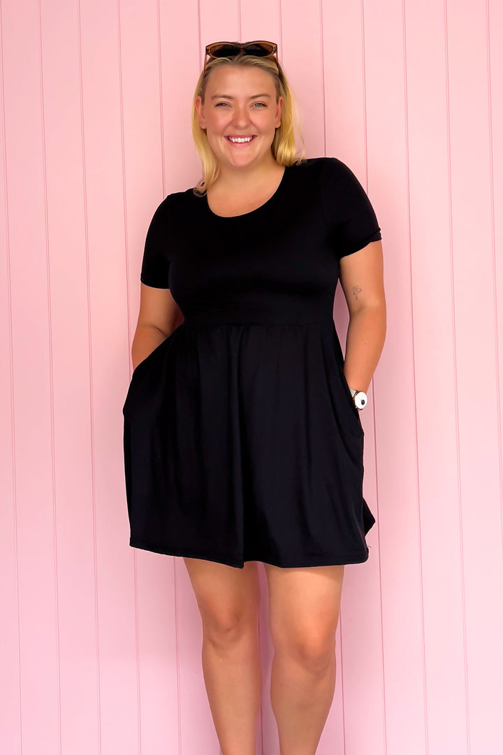 Black - Mini Dress - Short Sleeve - Pockets