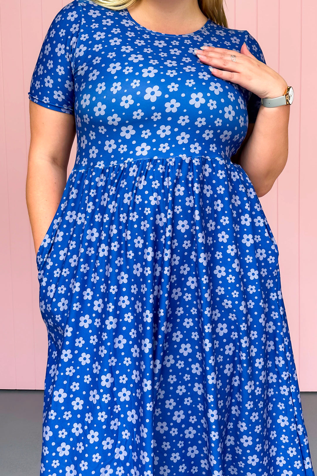 Navy Daisy Confetti - Midi Dress - Short Sleeve - Pockets