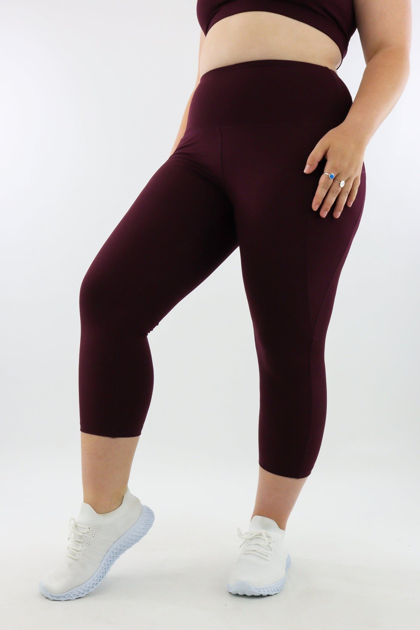 Plum - Leg Pockets - Capri Leggings - Hybrid 2.0 - Pawlie