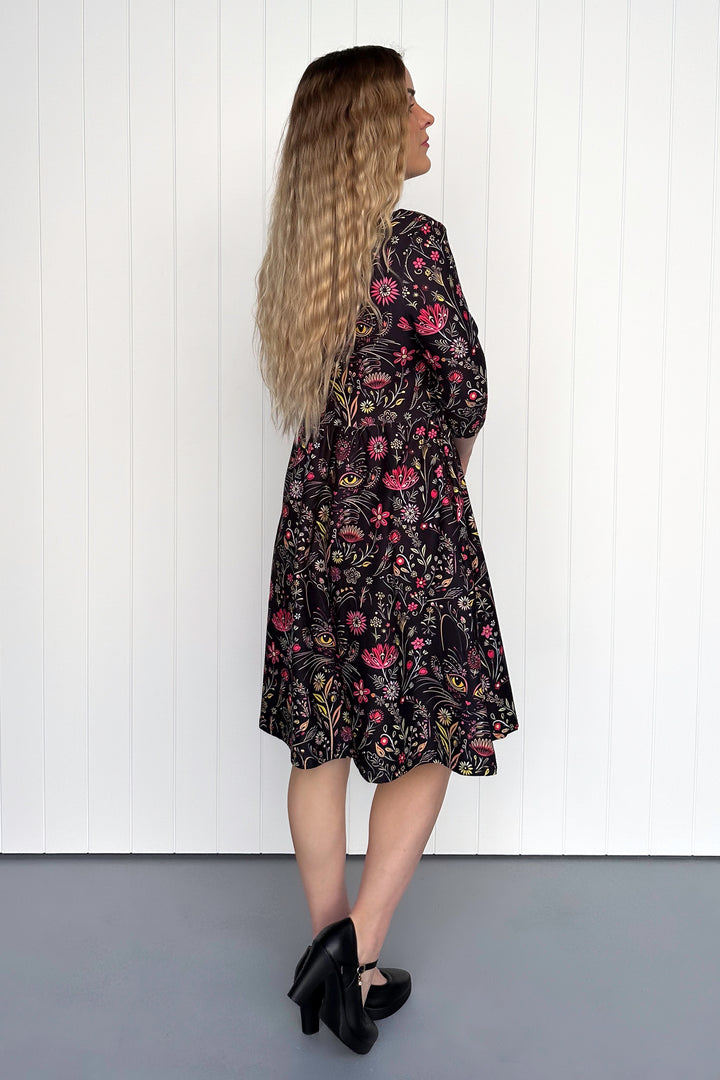 Whiskers & Wildflowers - 3/4 Sleeve - Knee Length Dress - Pockets