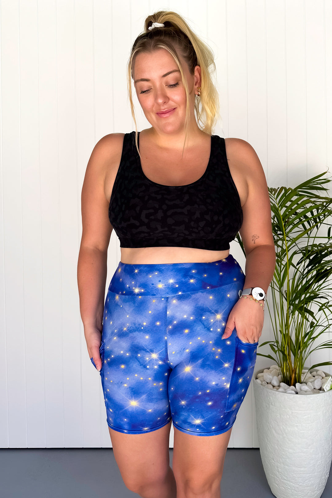 Admiral Sky - Casual - Mid Shorts - Pockets