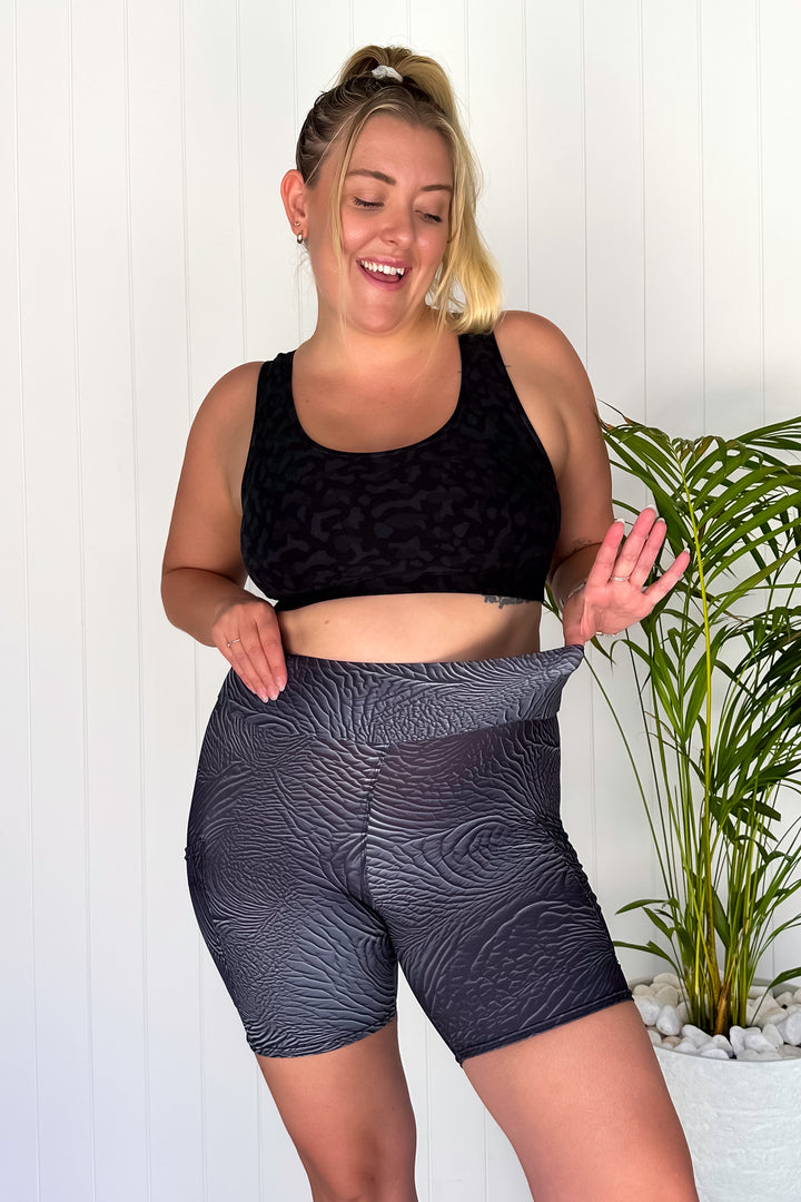 Leather Impression - Casual - Mid Shorts - Pockets