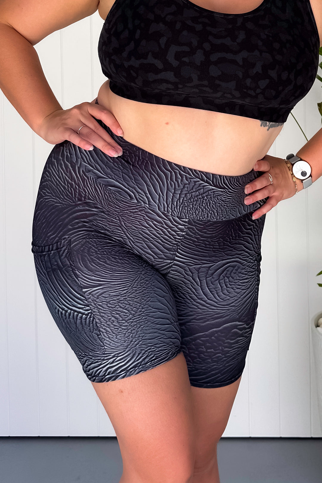 Leather Impression - Casual - Mid Shorts - Pockets