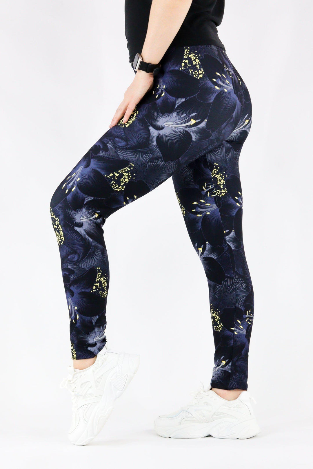 Dark Flowers - Casual Full Leggings Casual Full Leggings Pawlie   
